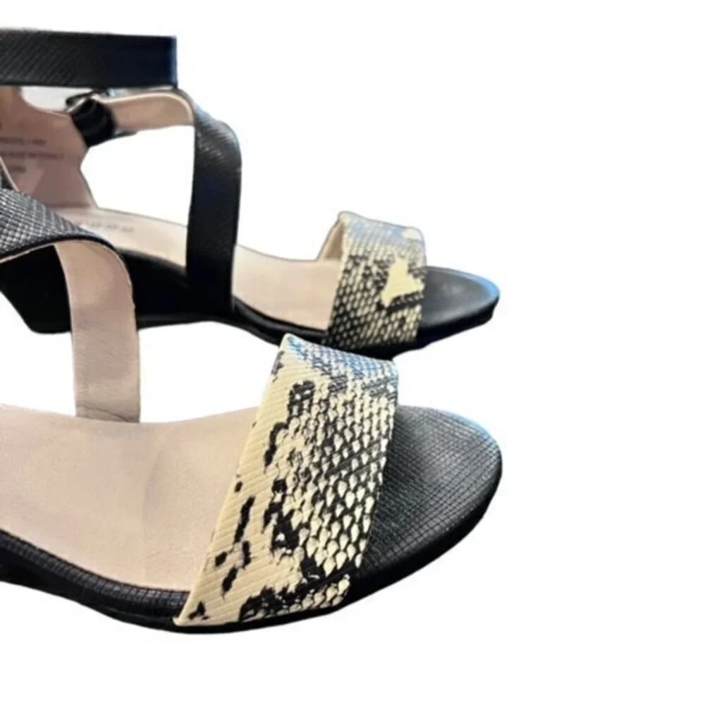 Dept 222 Womens Ankle Strap Wedge Sandal Snakeskin Waverly Size 9M Dressy Preppy